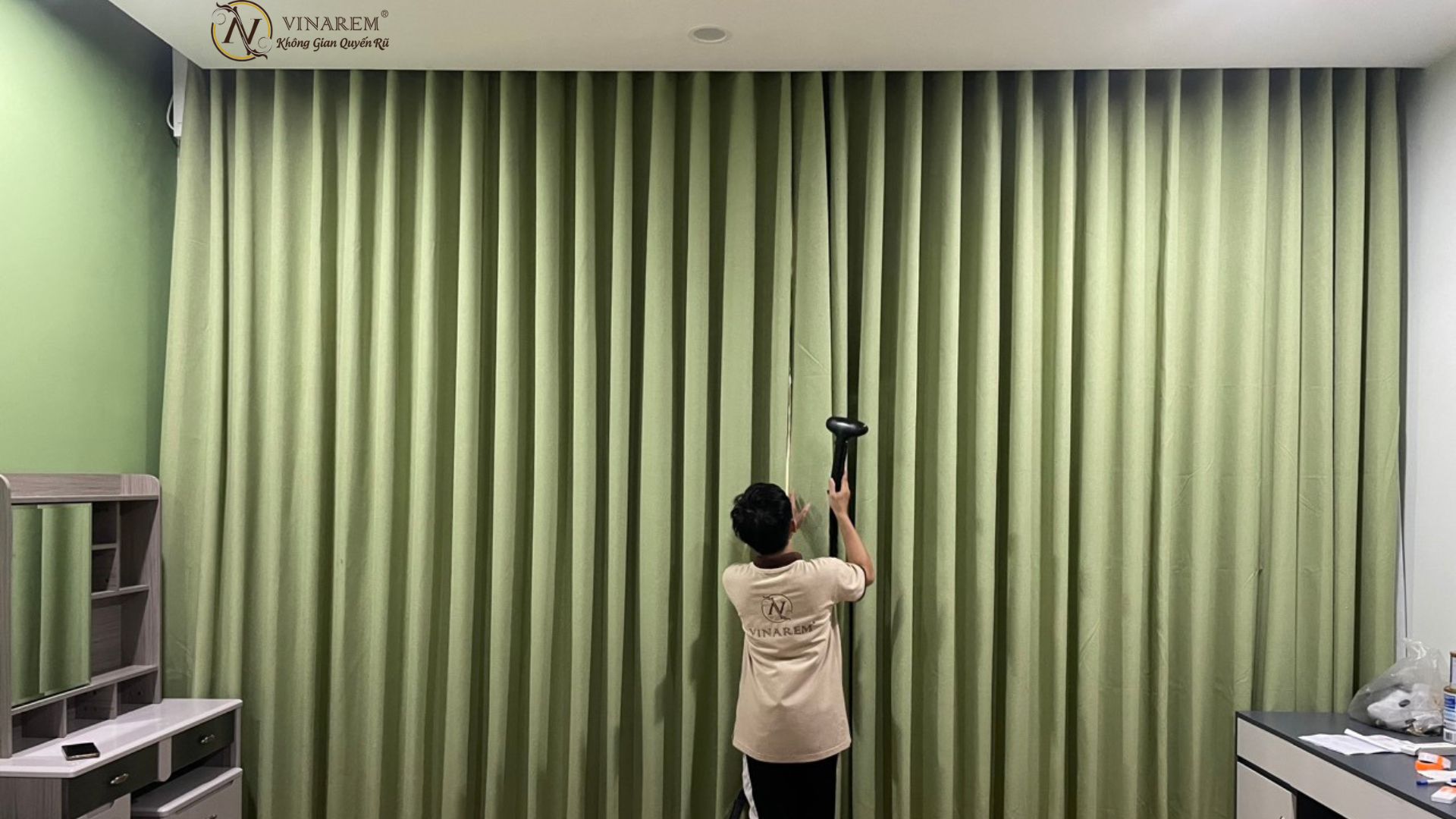 4 Cách vệ sinh rèm cửa bạn nên biết - Vinarem